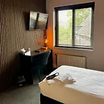 Szálloda Restaurant De Roode Leeuw 3*