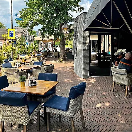 Restaurant De Roode Leeuw ホテル