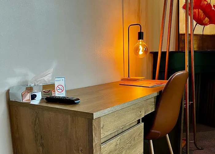 De Roode Leeuw Hotel