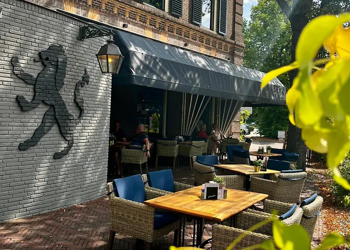 Hotel De Roode Leeuw